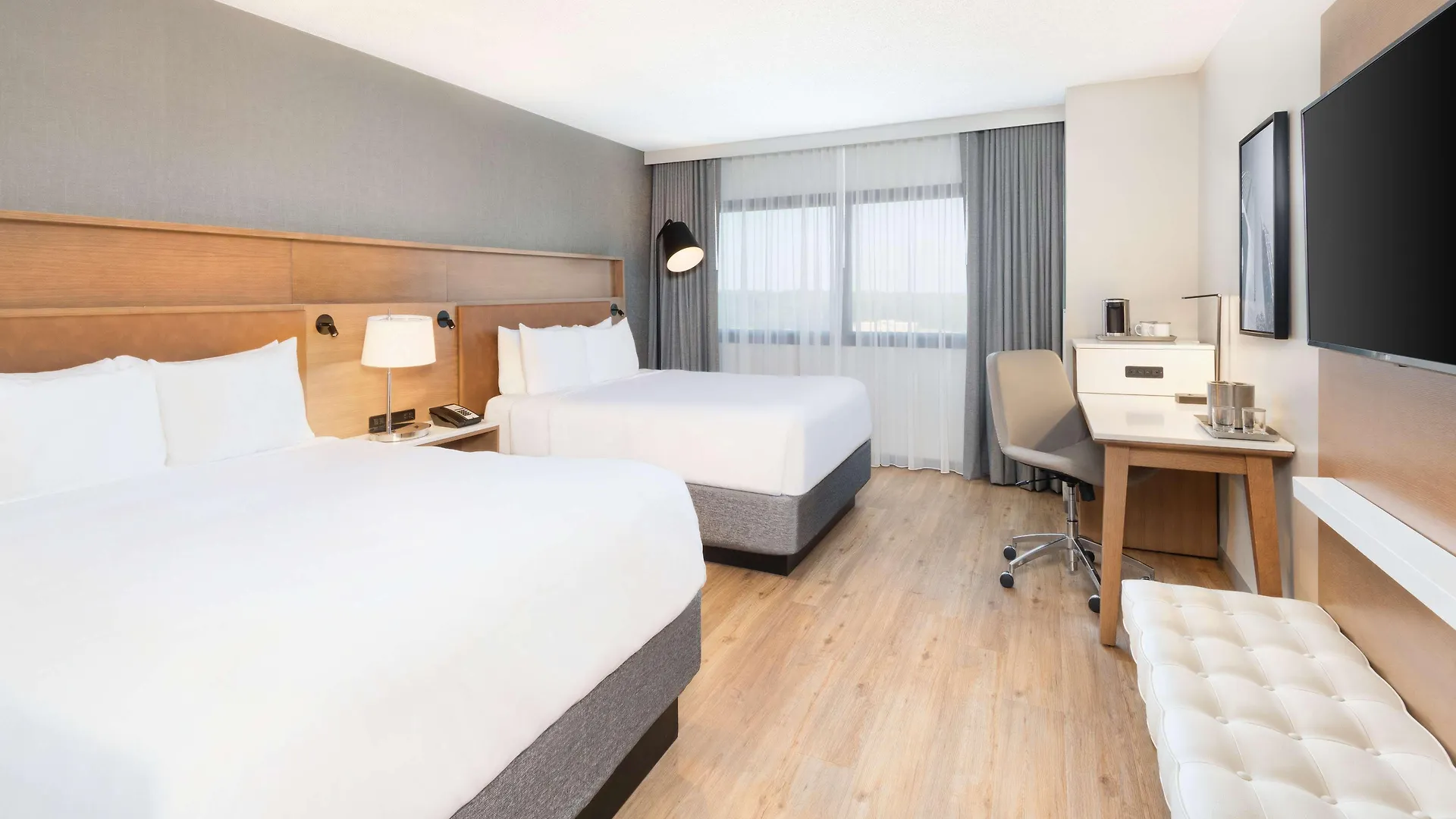 Radisson Hotel Nashville Airport 3*,