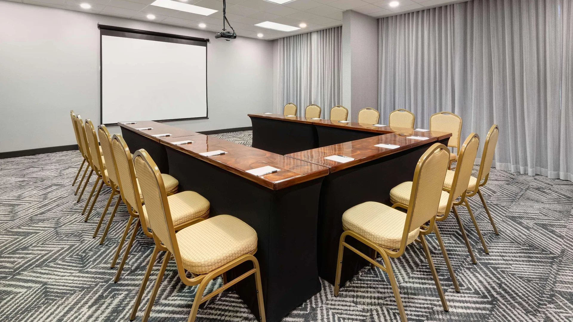 ***  Radisson Hotel Nashville Airport United States