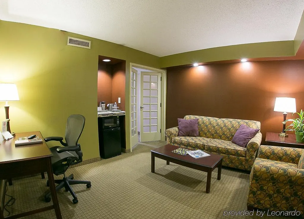 Radisson Hotel Nashville Airport 3*,